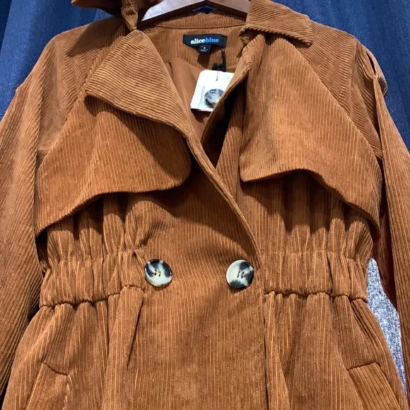 Alice blue jacket - Picture 3 of 4